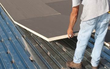 benefits of insulating Camnant flat roofing